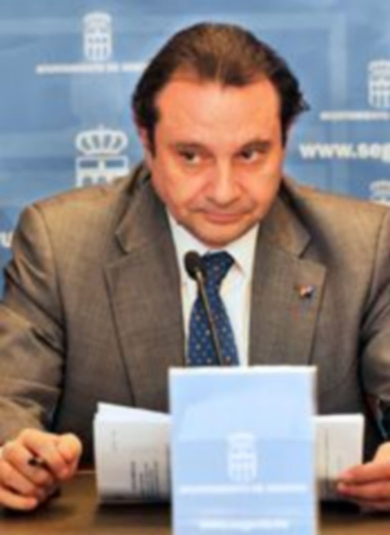 El alcalde de Segovia