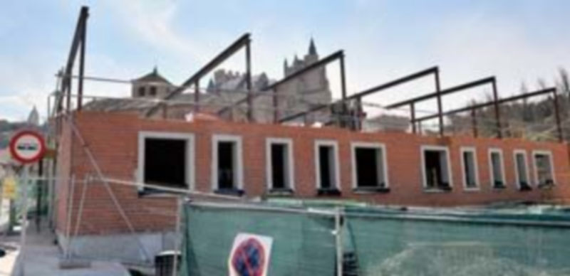 Distintos colectivos han denunciado que el edificio tiene un impacto importante sobre las vistas. / Kamarero