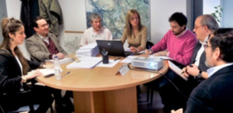 Imagen de archivo de una reunión de la Mesa del PEAHIS