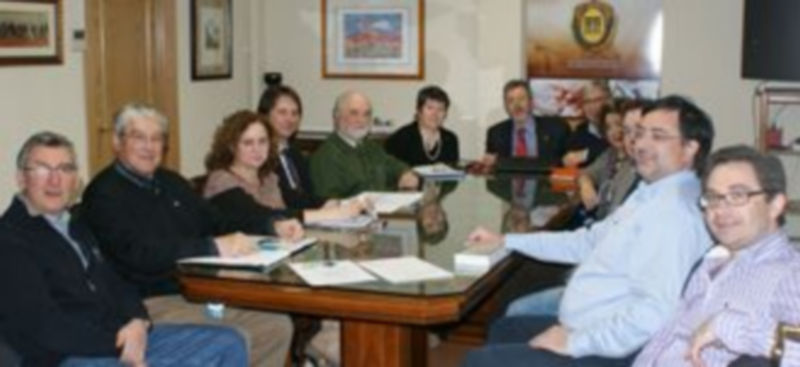 Imagen de la reunión de la junta del Colegio de Médicos. / El Adelantado.