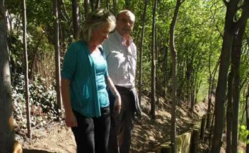 La concejala de Medio Ambiente visitó la zona acompañada por el técnico responsable del proyecto. / El Adelantado