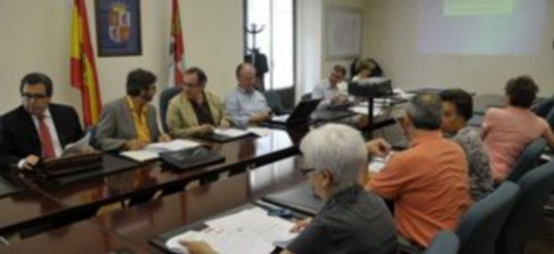 Reunión del Consejo de Salud de Área de Segovia celebrada ayer enla Delegación Territorial de la Junta. / Juan Martín