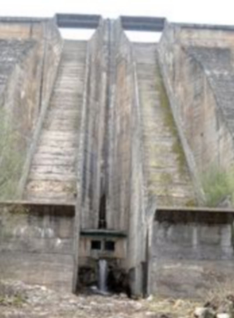 La presa de Puente Alta se construyó en la década de los años 50./KAMARERO