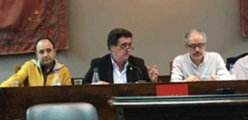 El alcalde de la villa defendió las inversiones presupuestadas para 2016. / C. N.