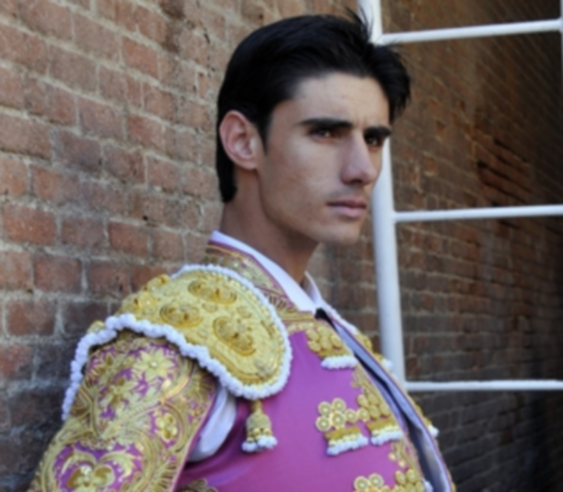 El torero segoviano Víctor Barrio intervendrá en varias plazas de la provincia. / B.M.