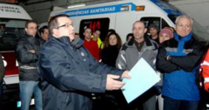 Un momento de la asamblea celebrada el lunes por la noche.Para mañana jueves hay convocada otra./Alberto Benavente