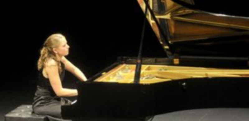 Un momento de la actuación de la pianista Stephanie Proof