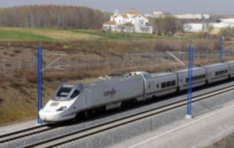 El PP mantiene que los actuales servicios de alta velocidad no cumplen con las expectativas de los segovianos./PEÑALOSA