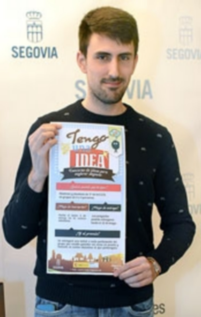 El edil de Educación y Juventud