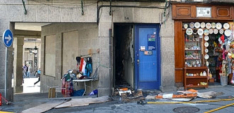 Los bomberos tuvieron que intervenir con rapidez./TAMARA DE SANTOS