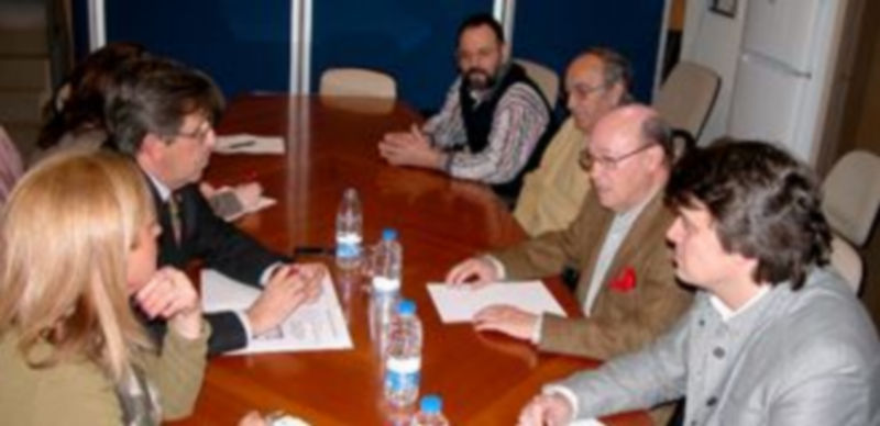 Jesús Postigo (a la izq.)