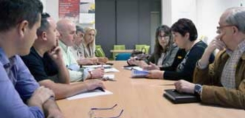 Un momento de la reunión celebrada la tarde-noche del martes en San Lorenzo. / El Adelantado