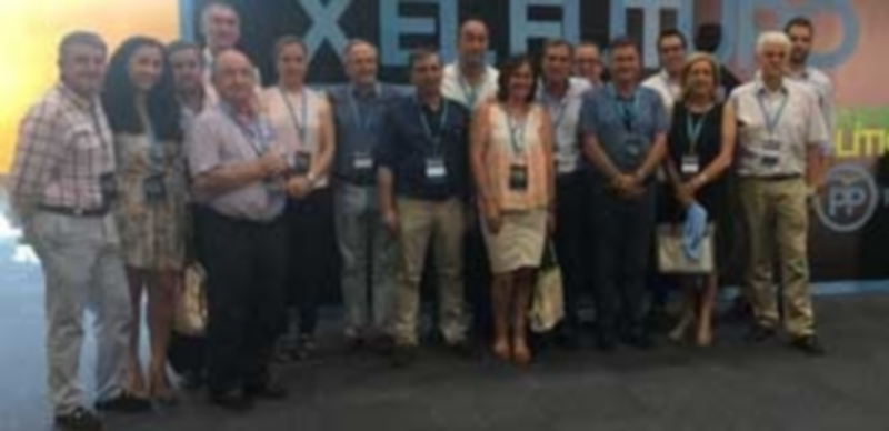 Imagen de los segovianos asistentes a la reunión del partido. / El Adelantado