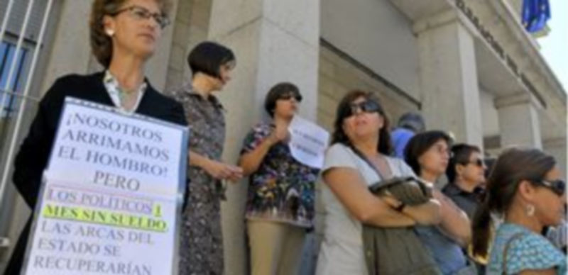 Delegados de dos sindicatos intentaron impedir el acceso a la cárcel. / E. A.