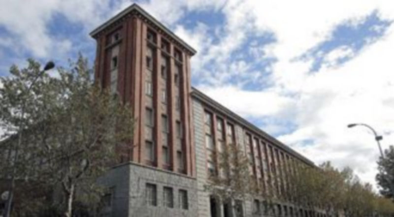 El centro Claret recibirá a los alumnos de las ‘Jesuitinas’ que se acojan al proceso de integración directa organizado como alternativa al cierre del colegio de la calle San Geroteo. /Juan Martín