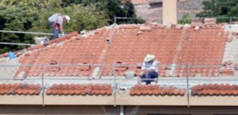 Obras en el tejado del colegio público “Domingo de Soto”