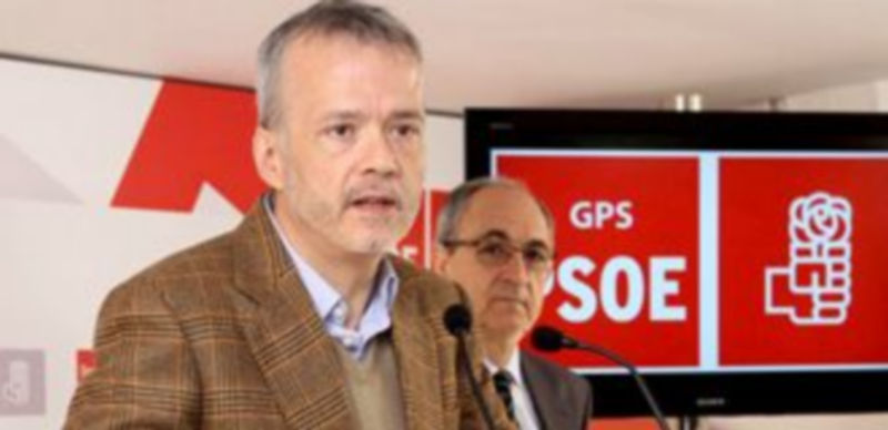 El exministro Camacho afirma que el PSOE seguirá combatiendo la Ley de tasas 1 Antonio Camacho