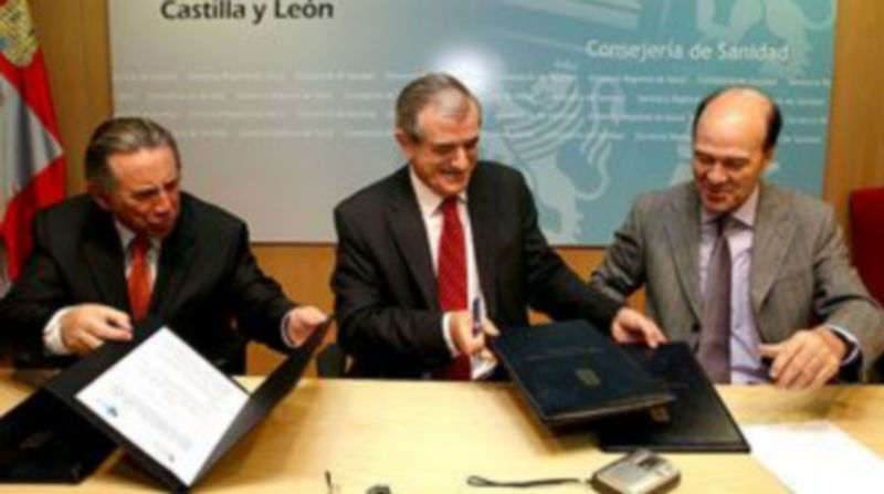 Imagen de archivo de la firma del convenio para el desarollo en 2009 del Paime. El acuerdo se ha renovado para 2010./Ical