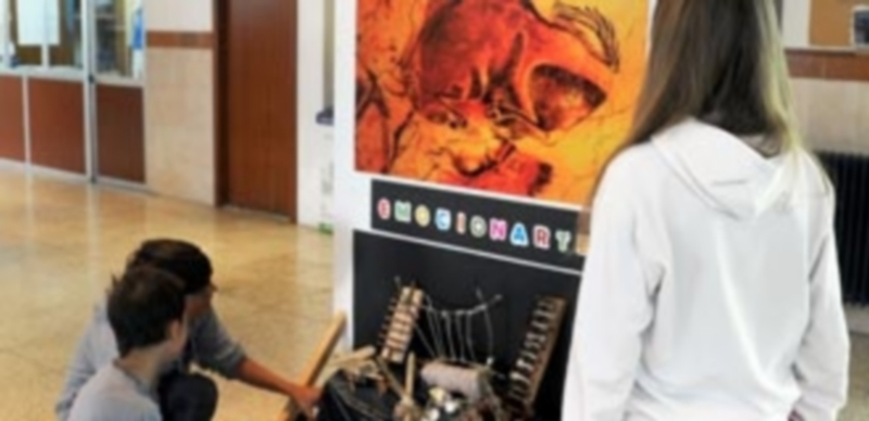 El programa de educación artística dedicó su primeras actuaciones el pasado año a los Bisontes de Altamira. / Kamarero