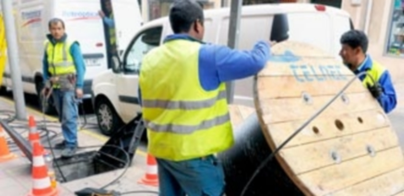 Más de 2.000 de los trabajadores extranjeros que hay en Segovia procede de países extracomunitarios. / KAMARERO