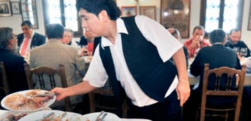 La mayoría de los extranjeros dados de alta en Segovia son hombres y cotizan al Régimen General. / KAMARERO