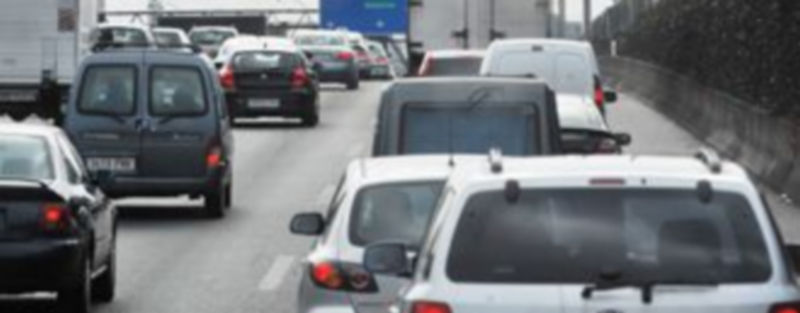 La mayor concentración de vehículos se dio en la AP-6./ El Adelantado