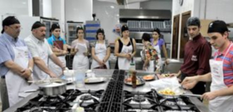 Una sesión de la primera edición del Aula de Cocina. / Kamarero