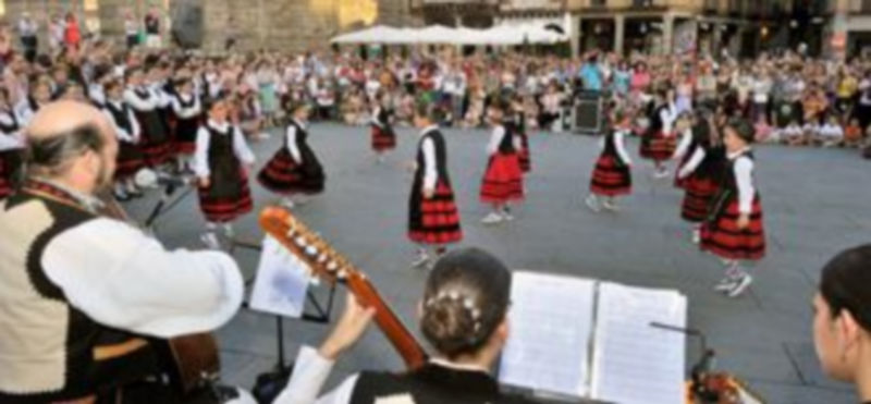 Alrededor de 150 integrantes de La Esteva