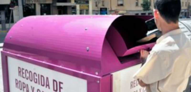 Los contenedores ‘morados’ están repartidos en la ciudad