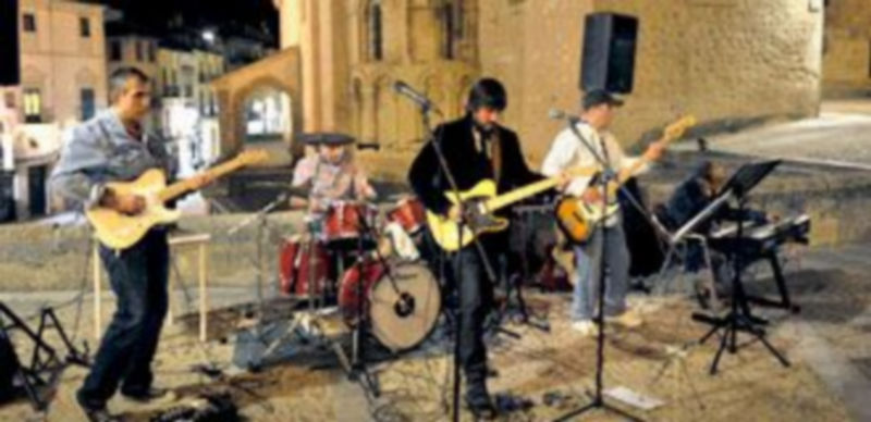 Los conciertos en las terrazas del centro son uno de los atractivos de la ciudad durante el verano