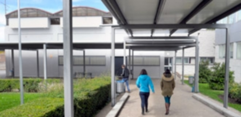 Instalaciones del IES ‘María Moliner’ donde se reunirán los mejores alumnos de Bachillerato de la provincia. / Kamarero