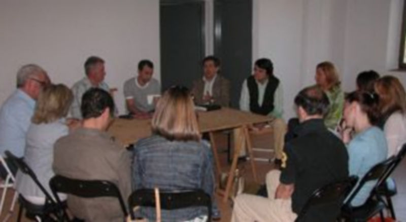 Un momento de la reunión del PP con vecinos de Revenga. / El Adelantado