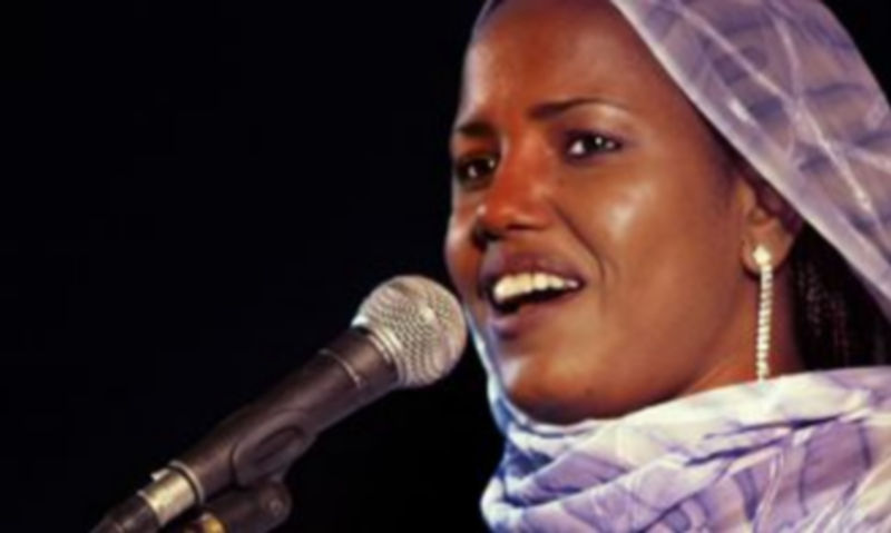 Música para la integración 1 Aziza Brahim