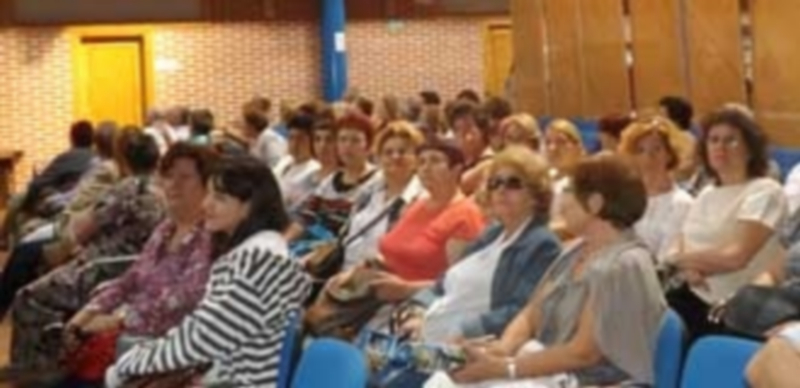 FEMUR realiza un programa para la formación y promoción del voluntariado 1 Una imagen de las participantes del acto de Femur en Hontalvilla. / El Adelantado