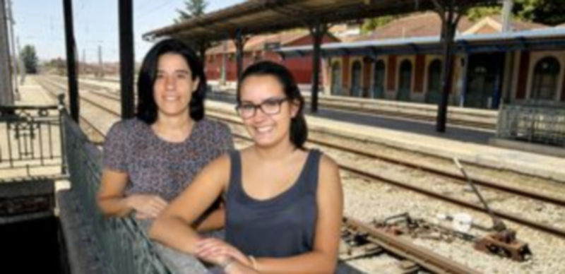 Un viaje que invita a conocer Europa en tren 1 Teresa Herrero y Tamara González comparten diferencias y similitudes en sus viajes por Europa. / Alberto Benavente