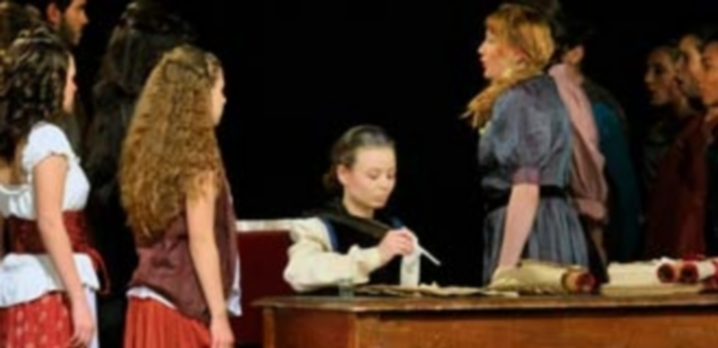 El grupo anfitrión interpretó la obra ‘Cervantes de perfil o la venta de los milagros’