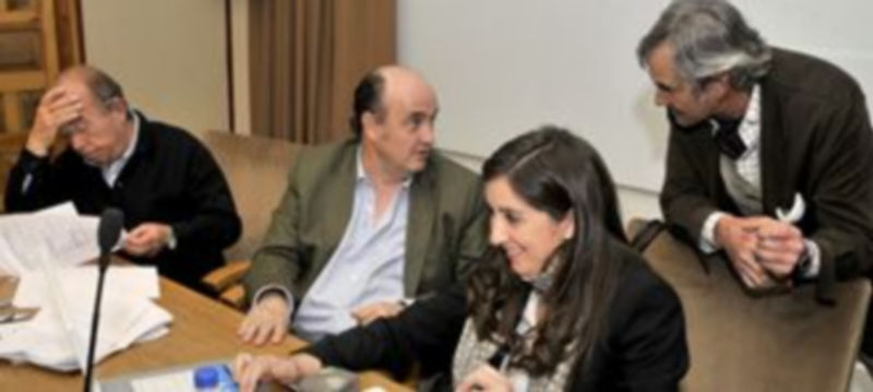 Los dirigentes de la asociación de propietarios