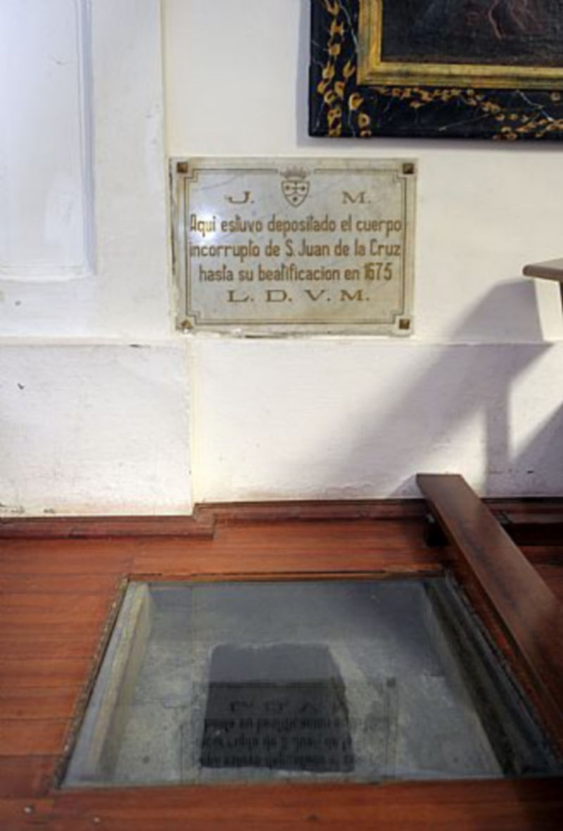 Primer lugar donde reposaron los restos de San Juan de la Cruz. / Kamarero