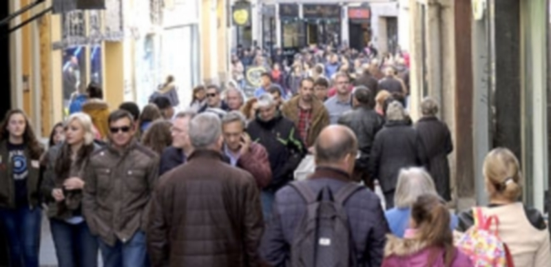 Las prestaciones por desempleo sólo llegan al 47,8% de los parados 1 Más de 4.000 segovianos percibieron algún tipo de prestación o ayuda por desempleo en el pasado mes de noviembre. / KAMARERO