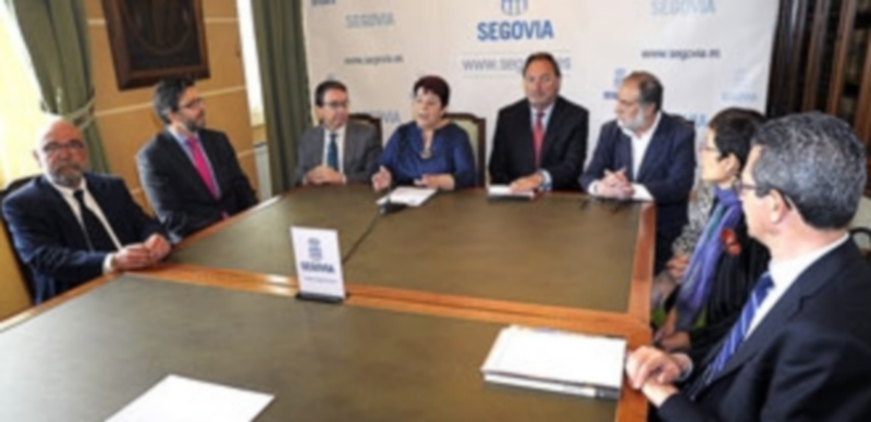 Nao D’amores dramatizará el discurso europeo de Andrés Laguna el 2 de junio 1 Representantes de las entidades implicadas en la iniciativa