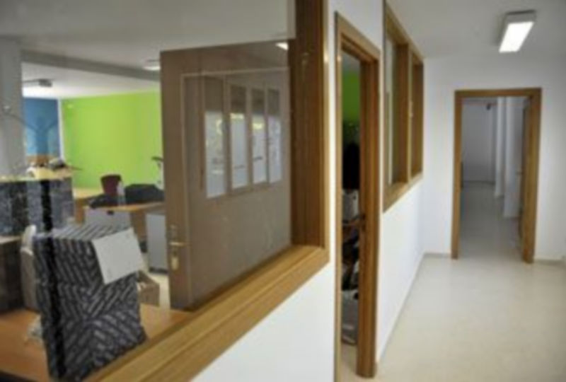 Las obras de adaptación han permitido habilitar una gran sala para acoger las oficinas del nuevo CIESS./ KAMARERO