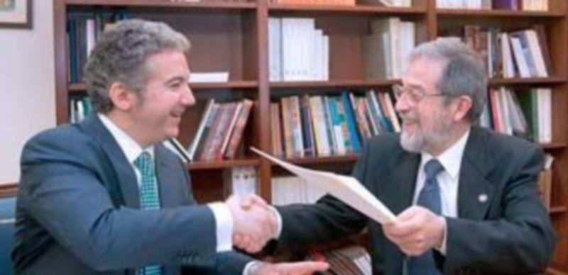 El presidente de la FES