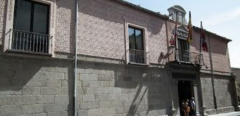 Fachada principal del Palacio Provincial