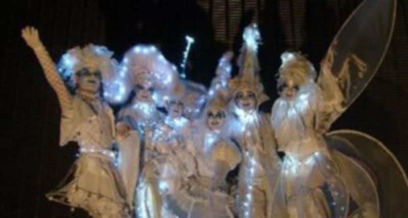 Espectáculo “Les ombres blanches” (“Las sombras blancas”)