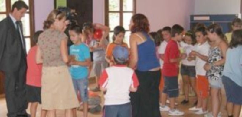 Imagen de algunos niños participantes en actividades de las ludotecas municipales