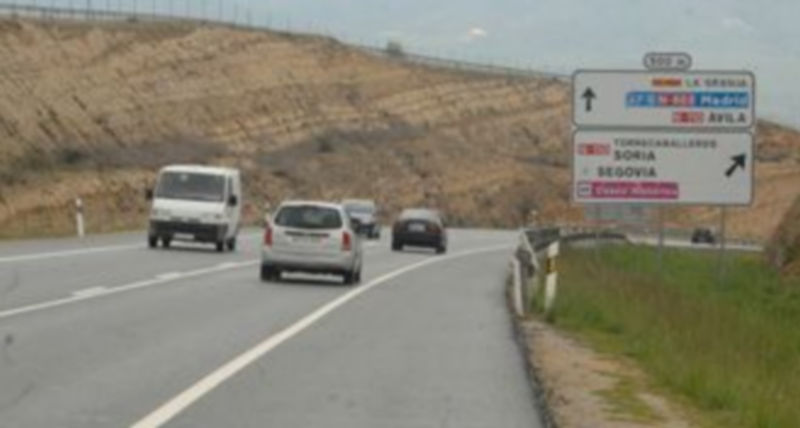 Los presupuestos prevén finalizar el proyecto de conversión en autovía de la SG-20. / Alberto Benavente