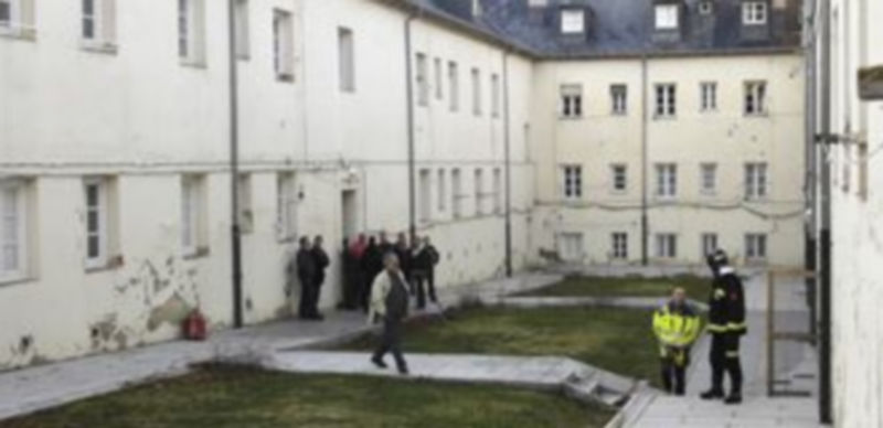 Bomberos y Guardia Civil