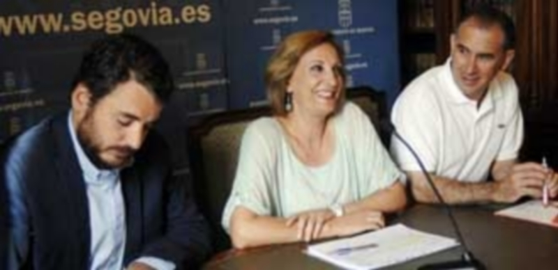 Los concejales Juan Manuel Alcalde y María José García Orejana
