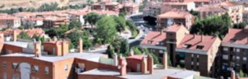 La venta de viviendas continuó en descenso durante el primer semestre 1 Vista parcial de viviendas en el barrio de San Lorenzo de la capital segoviana