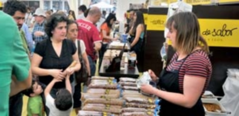 Los artesanos mostrarán sus productos a lo largo de los próximos días en Titirimundi. / Kamarero